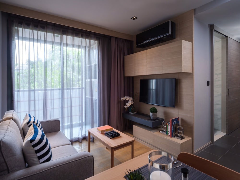 Voque Hotel & Serviced Residence Sukhumvit 51 19/37