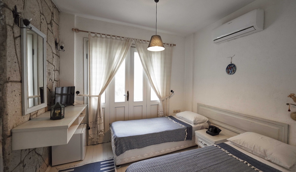 Tash Mekan Alacati Boutique Hotel 13/28