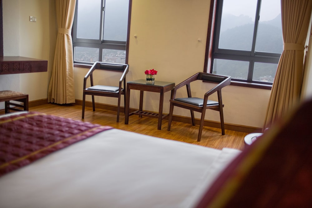 Freesia Hotel 23/72