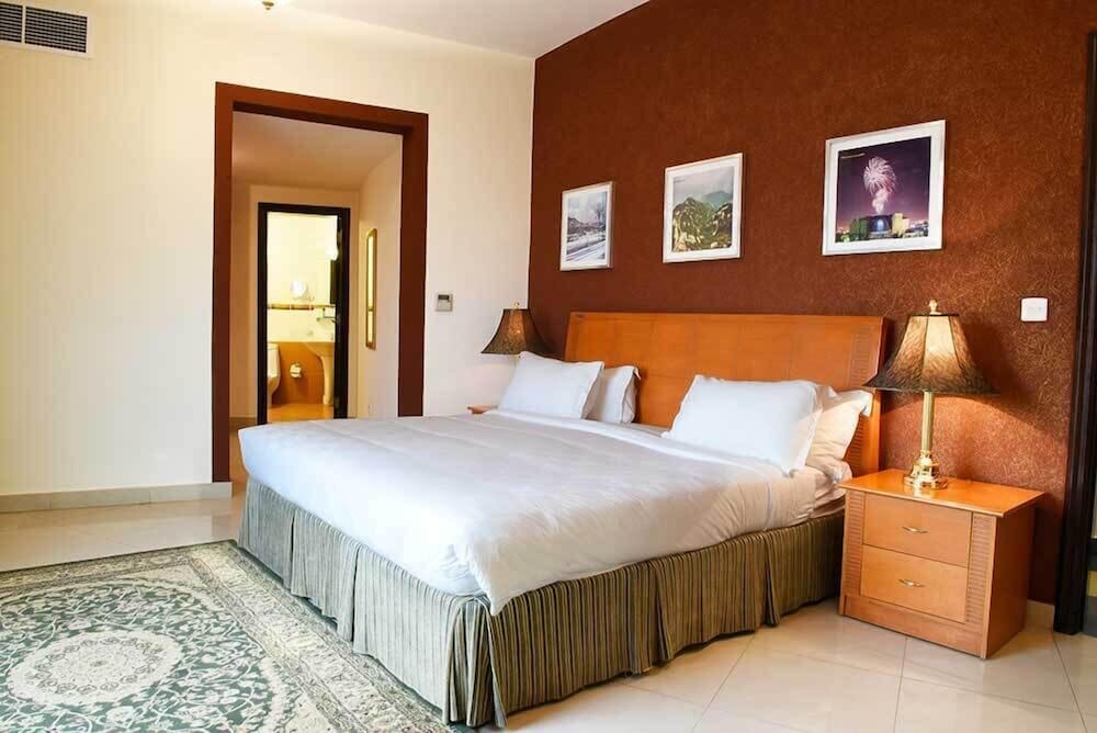 فندق كران(Karan Sharq for Hotel Apartments Company) 24/67