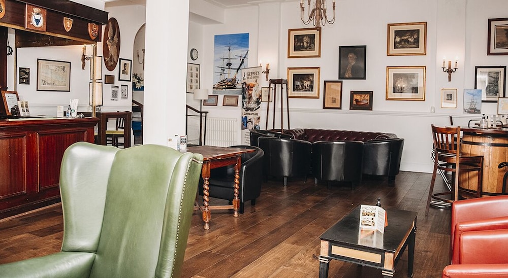 Keppels Head Hotel 32/50