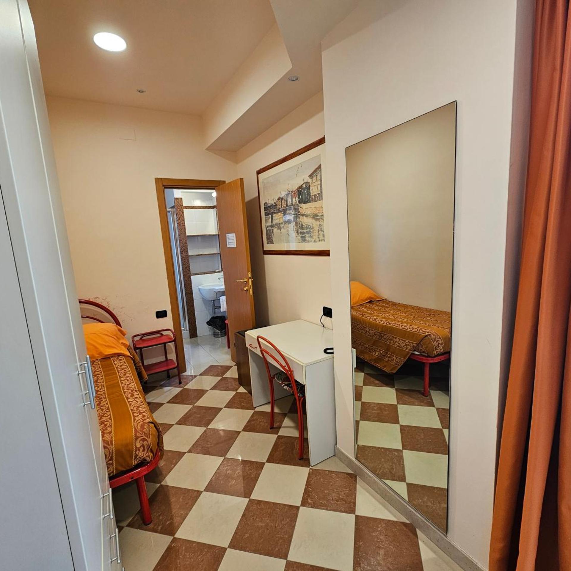 Hotel Fiorella 37/50