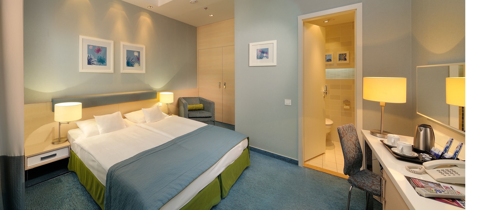 Room, Double Bed, Atrium View، Atrium Hotel by Mellow Mood Hotels 7/10