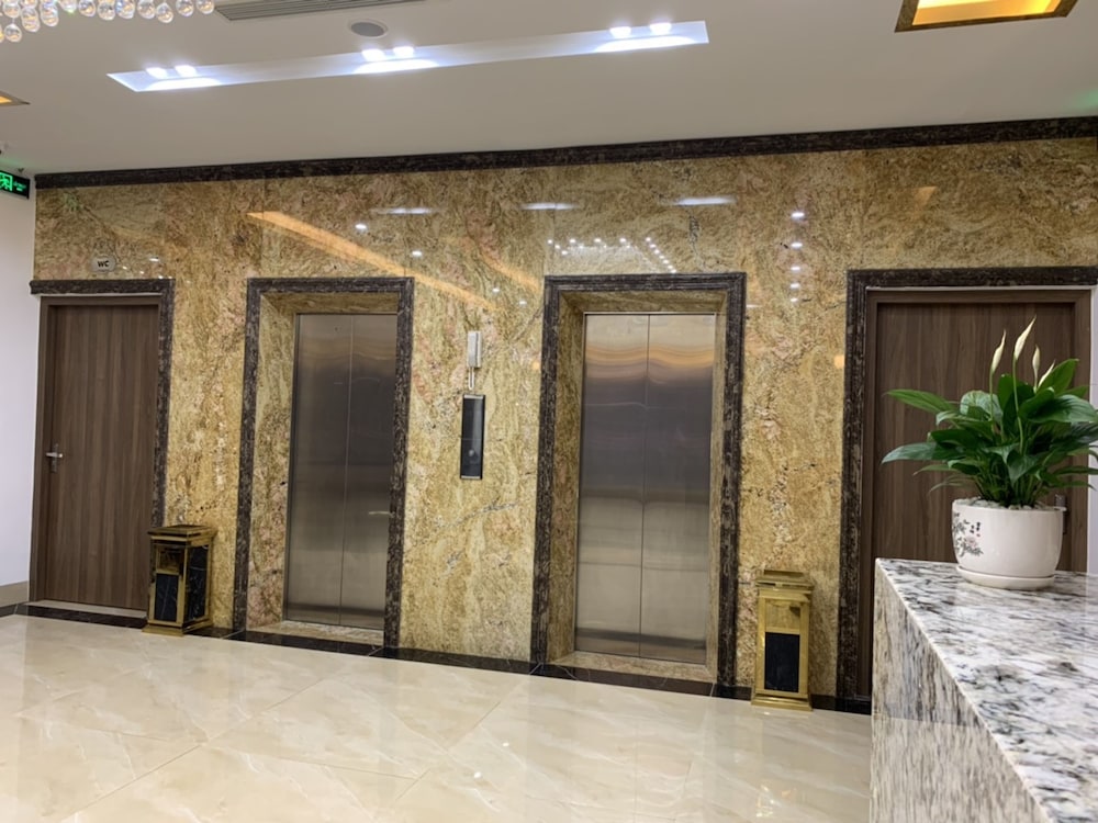 Hotel Emma 12/50