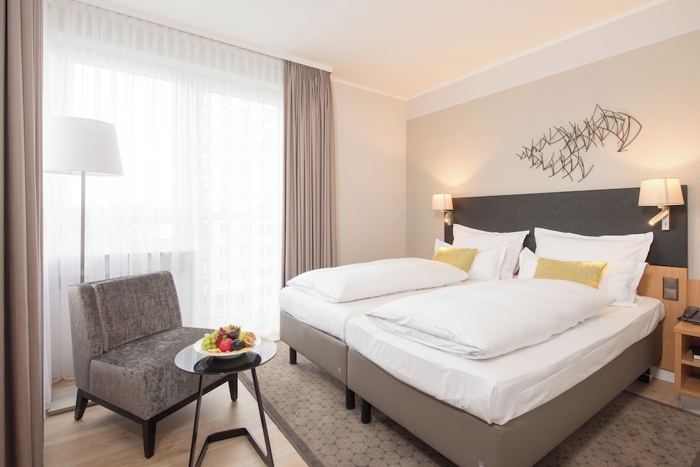 STANDARD, TWIN BEDS, ANNEX