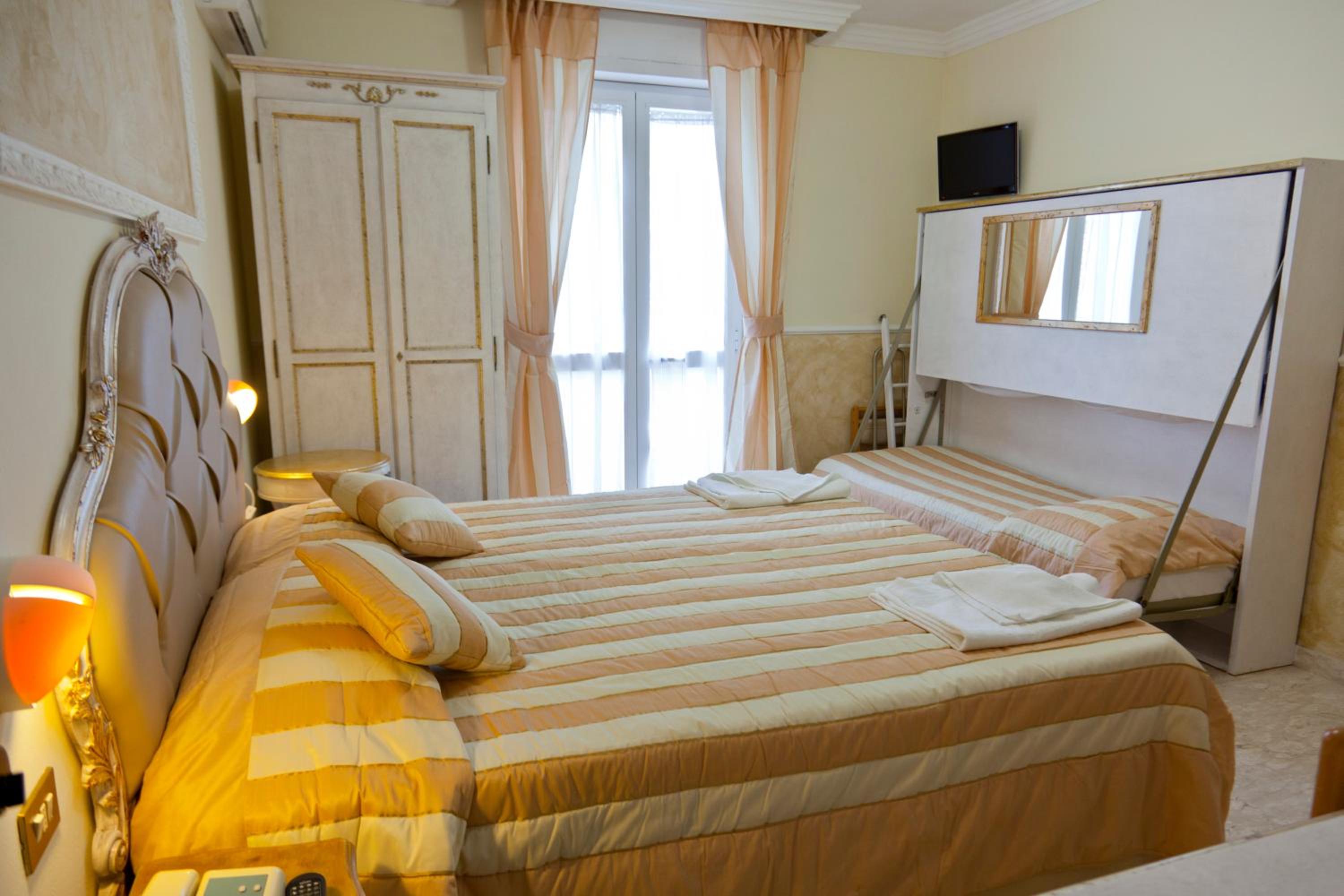 غرفة كومفورت رباعية، Tahiti Hotel 6/10