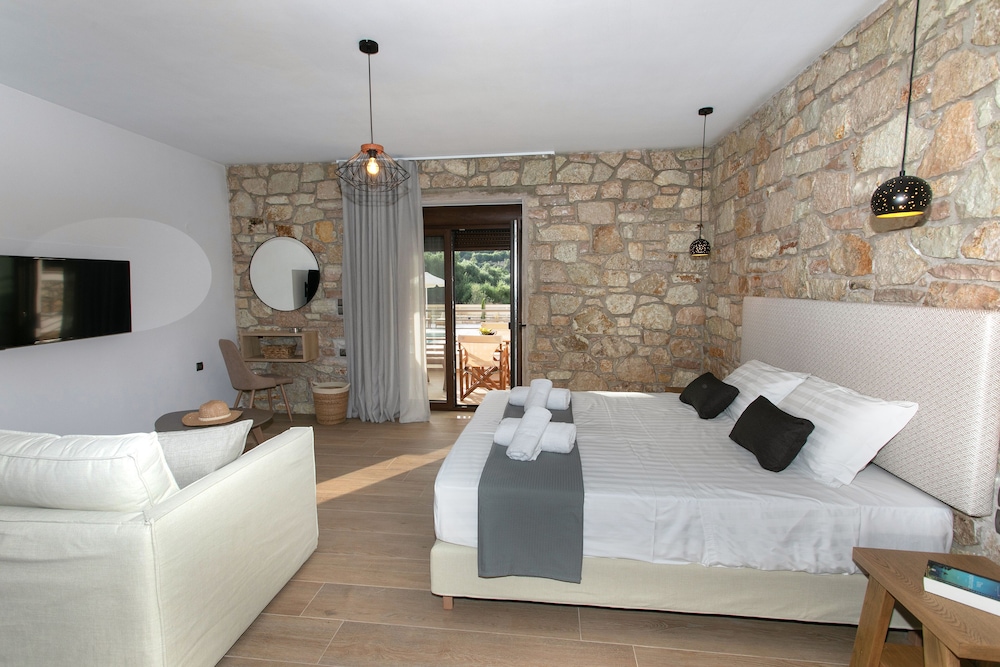 Michelangelo Suites & Apartments 33/69