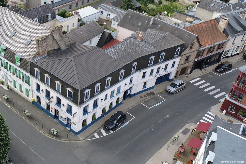 Hotel the Originals Saint Valery Sur Somme La Colonne de Bronze Ex In 3/71