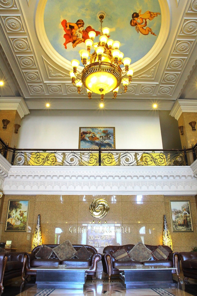 The Grand Palace Hotel Malang 14/58