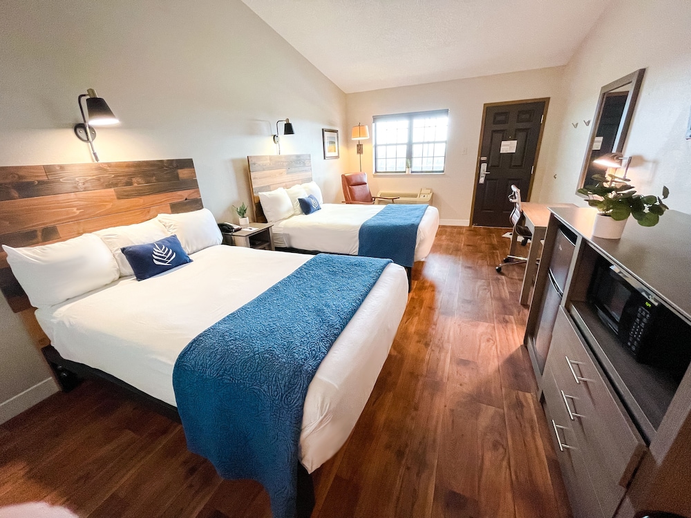 PINEMARK Inn Suites Events 13/50