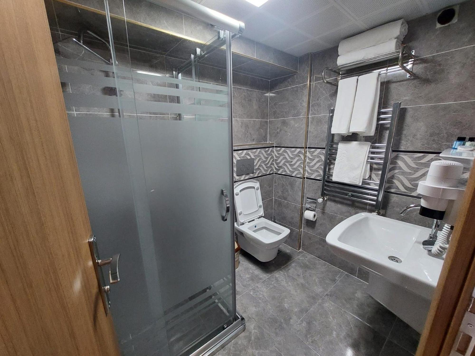Beyaz Inci Otel 45/45