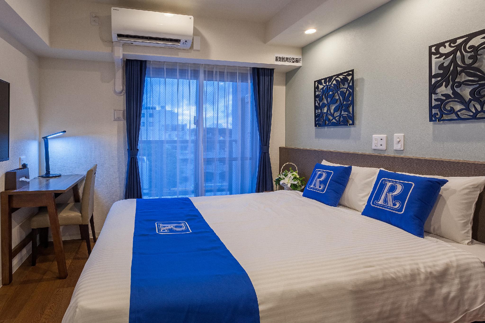 Condo, Premier, Double Bed, Building