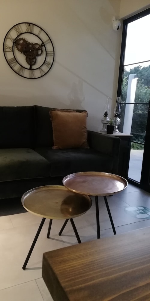 Nikos Ikies 24/50