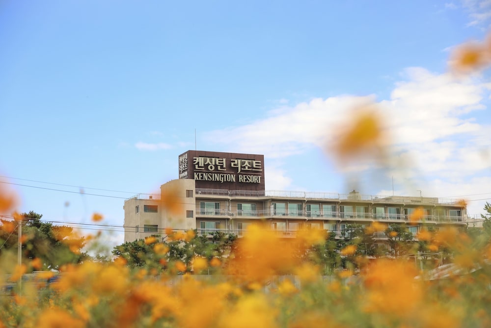 Kensington Resort Seorak Beach in GOSEONG