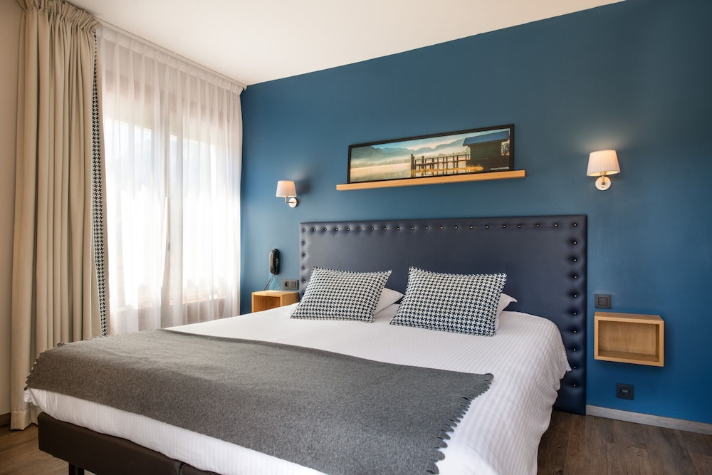 HOTEL ARCALOD - GRAND PARC 6/39