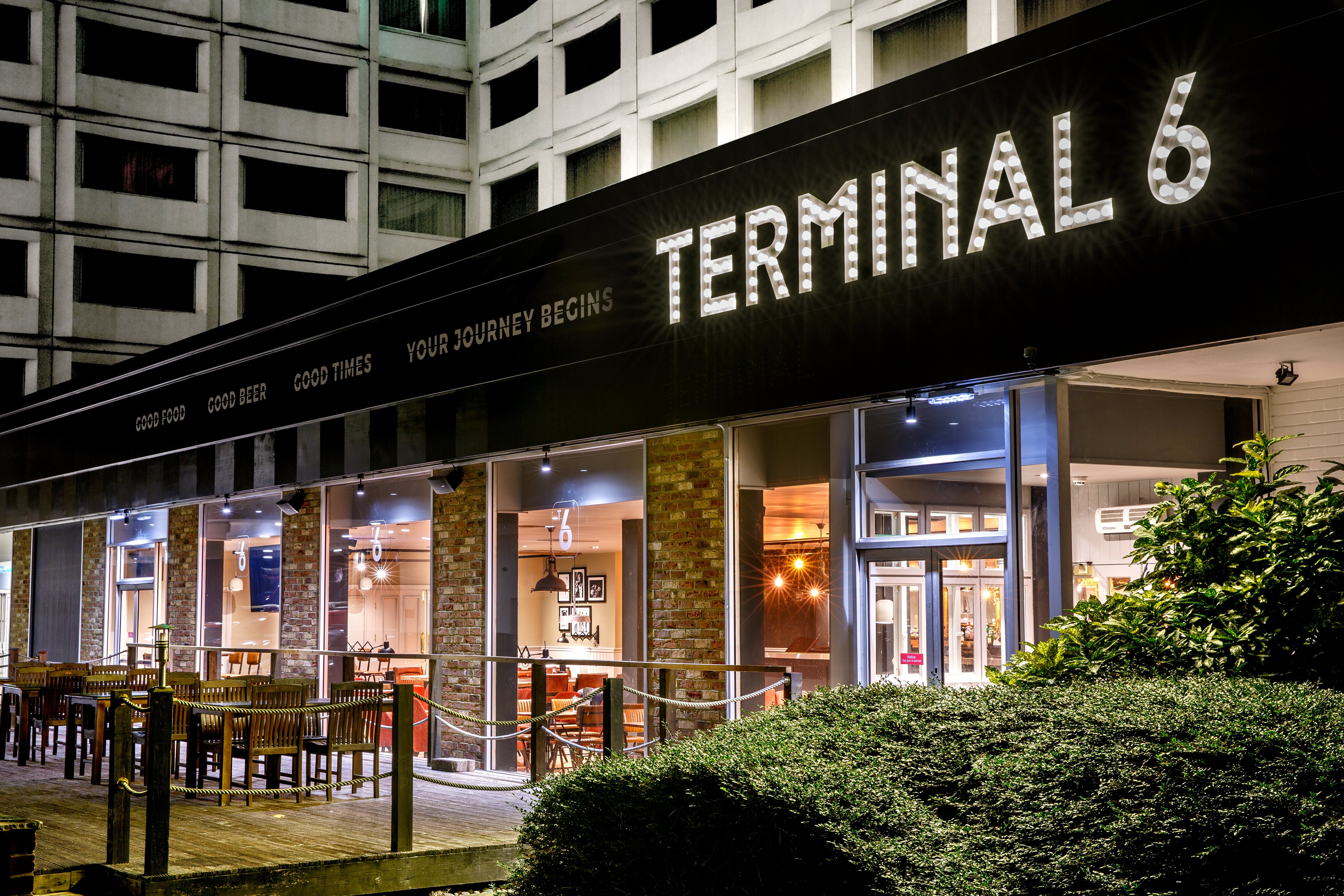 HOLIDAY INN LONDON HEATHROW M4J4 4/62