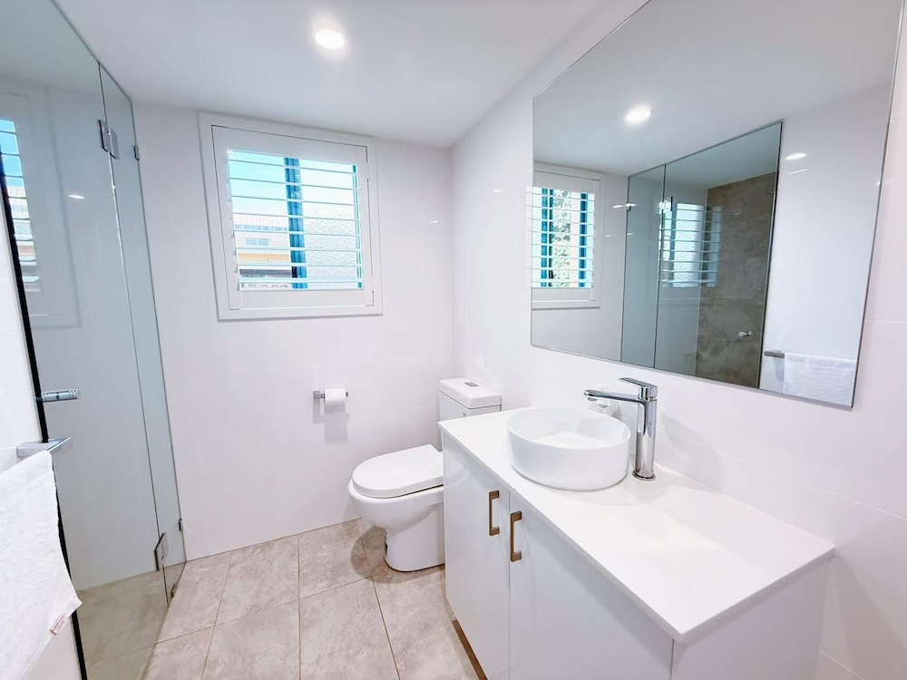 Karana Palms Self Contained Apartments 55/58