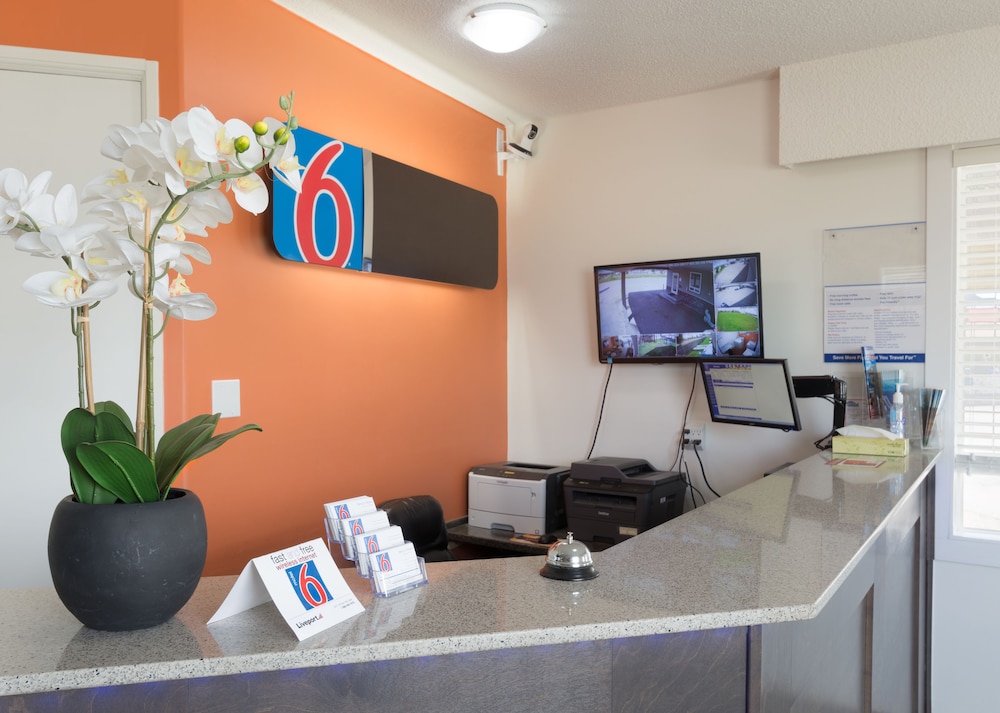 Motel6-Fort Nelson, BC 30/50