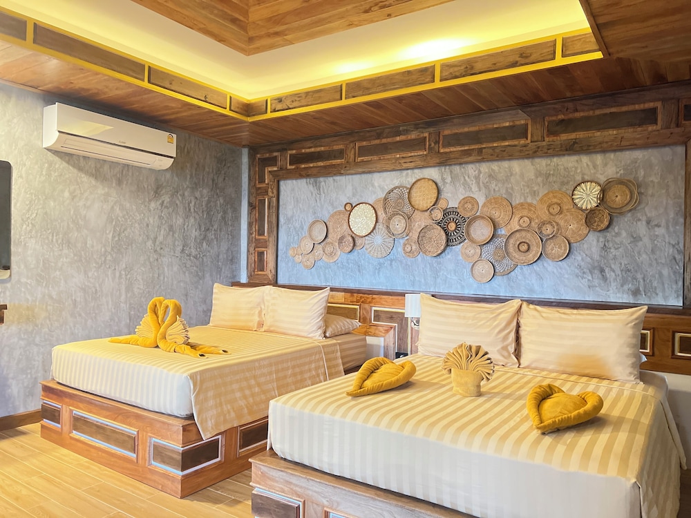 Phi Phi Relax Beach Resort 28/71