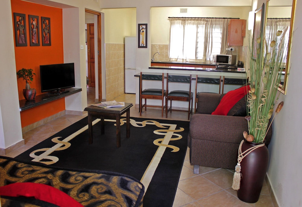 Shonalanga Lodge 14/33