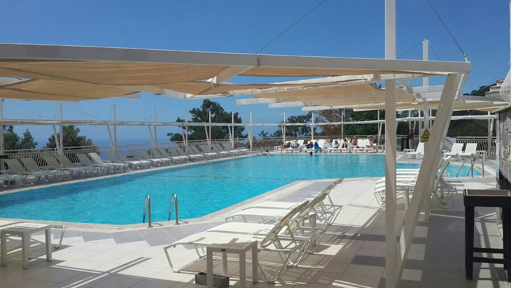 St Nicholas Park Hotel 23/26