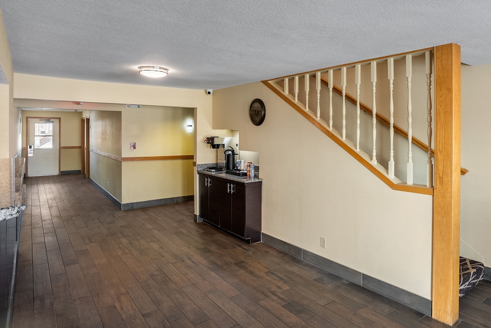 Red Roof Inn Des Moines 7/33