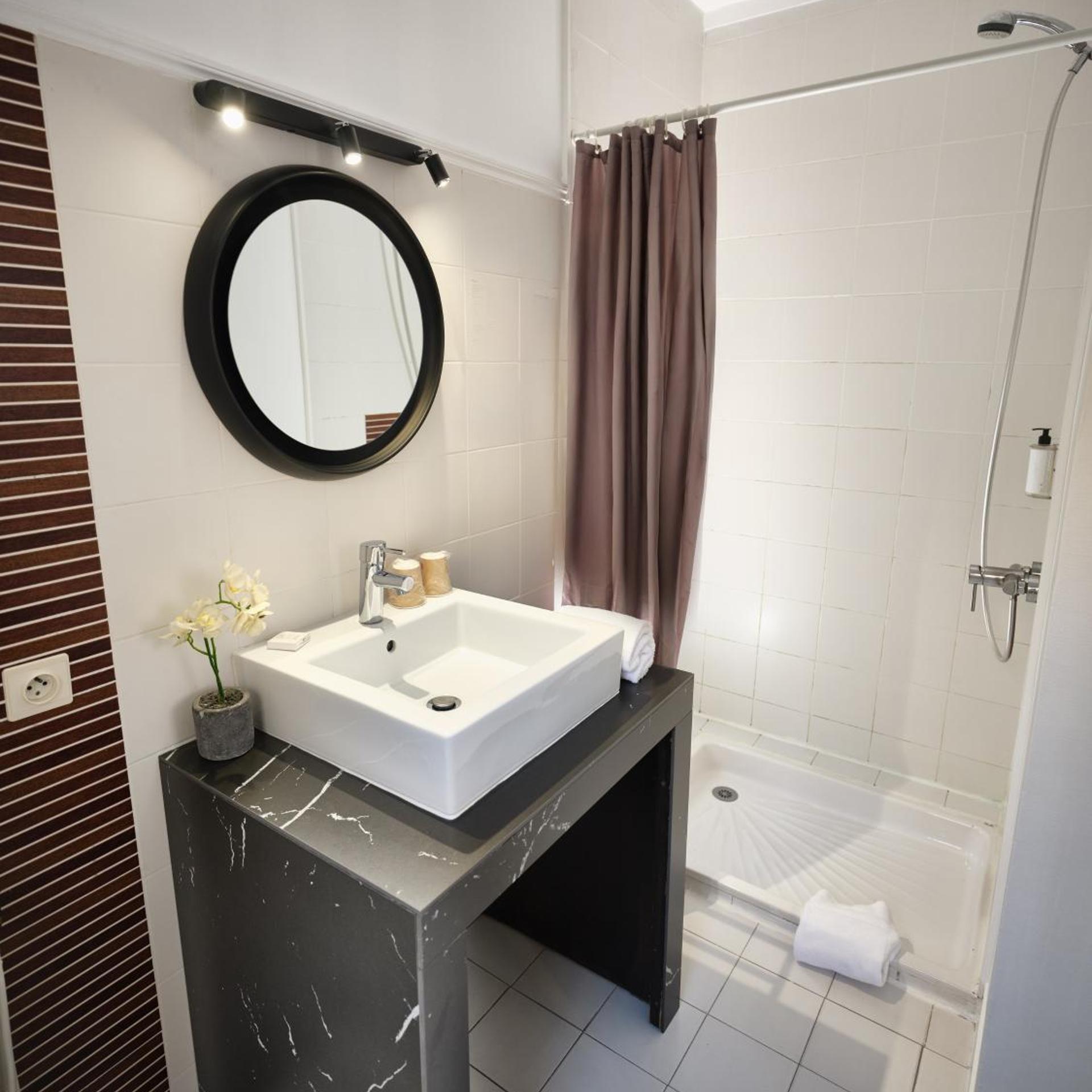 Hotel Les Negociants 52/56