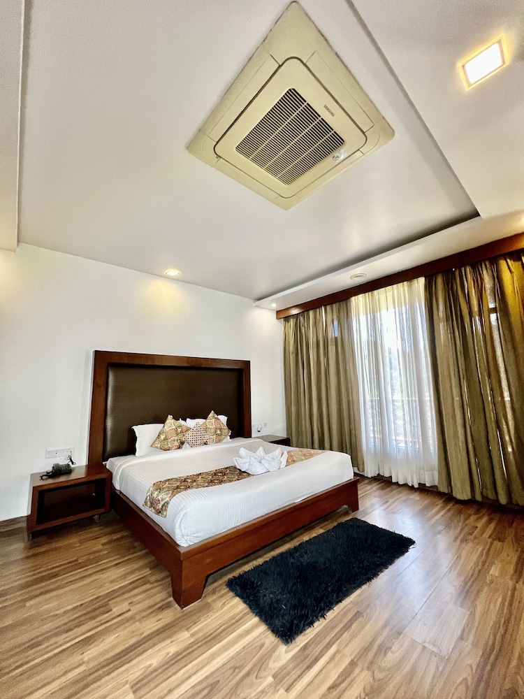 Luxury, Suite, King Bed, Sofa