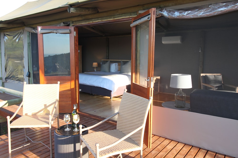 Hlosi Game Lodge 58/73