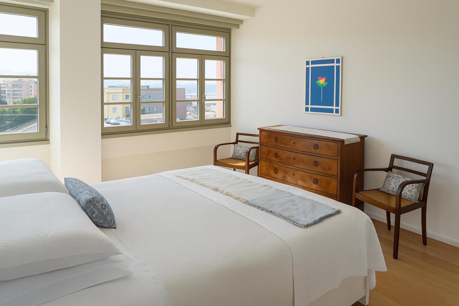 2 Bedrooms, Apartment