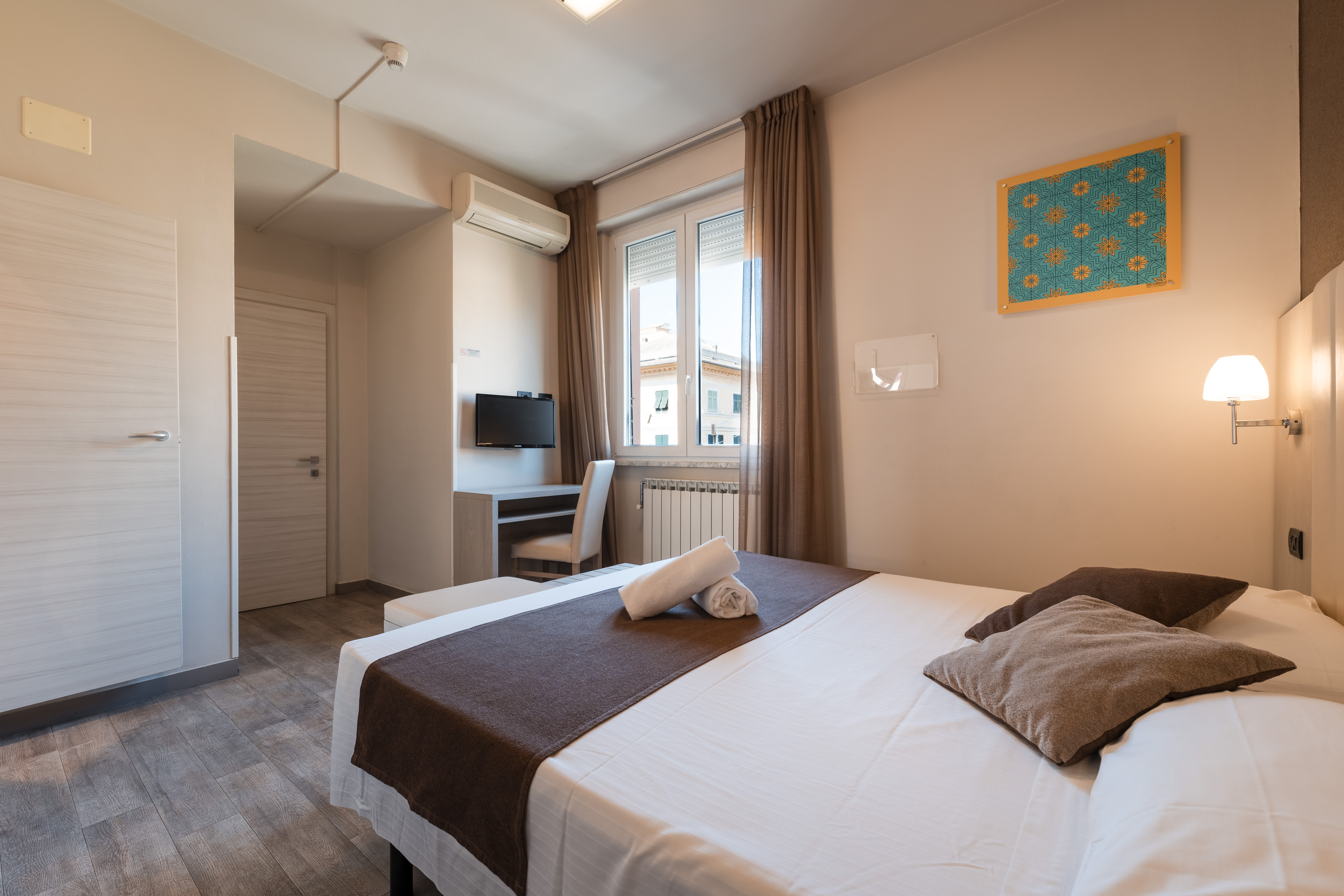 Room, Liberty View