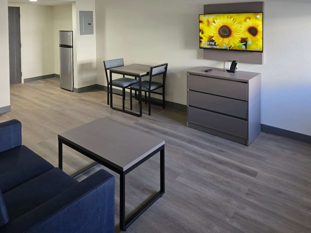 Comfort Inn & Suites Prince George - Fort Lee 37/60