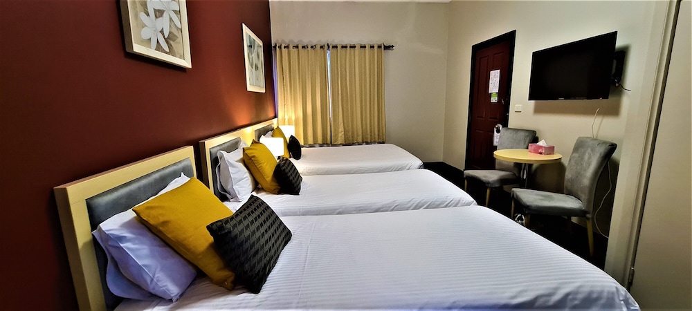 Brunswick Tower Hotel 17/60