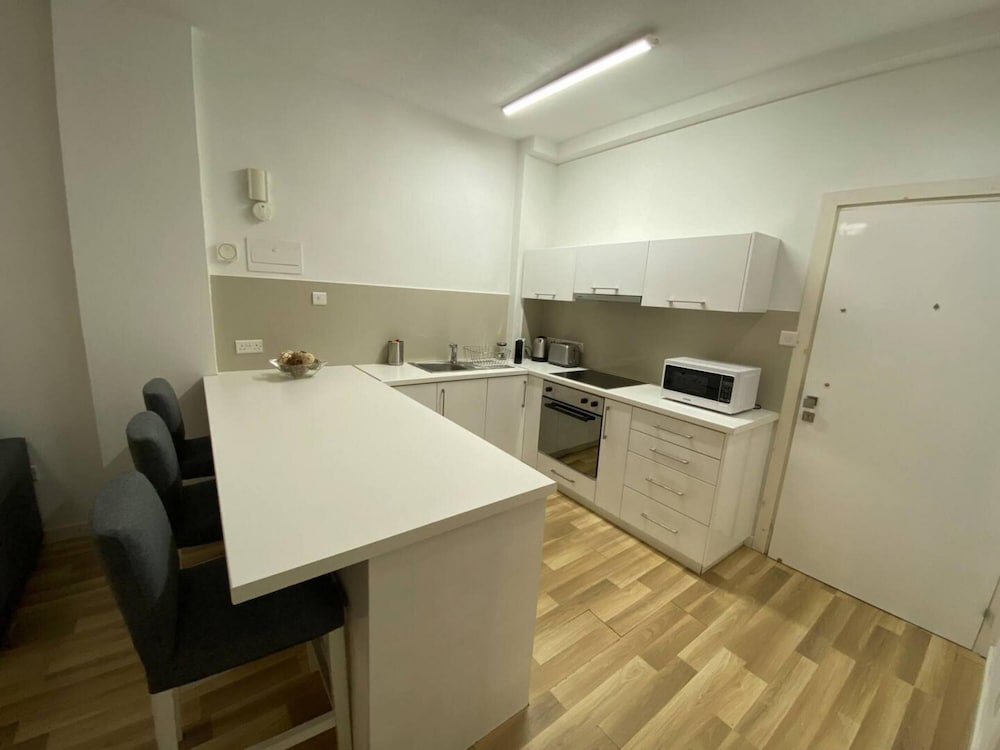 Seabreeze Limassol City Center Flat 7/50