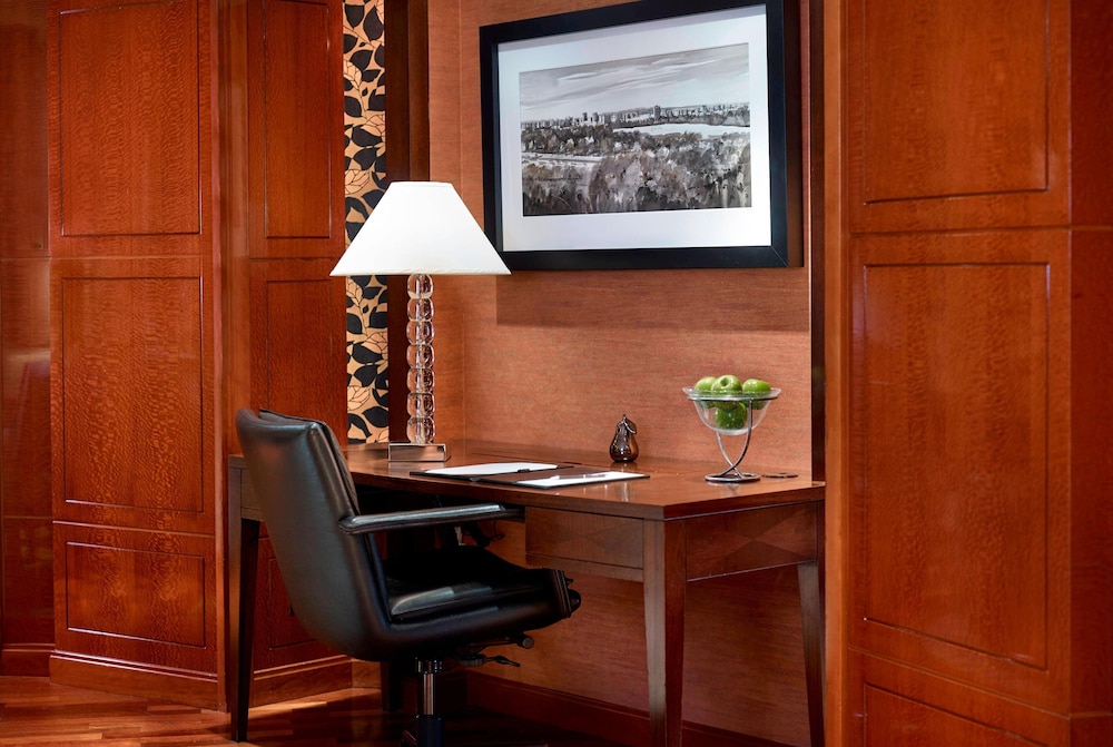 The Park Tower Knightsbridge, a Luxury Collection Hotel, London 52/60
