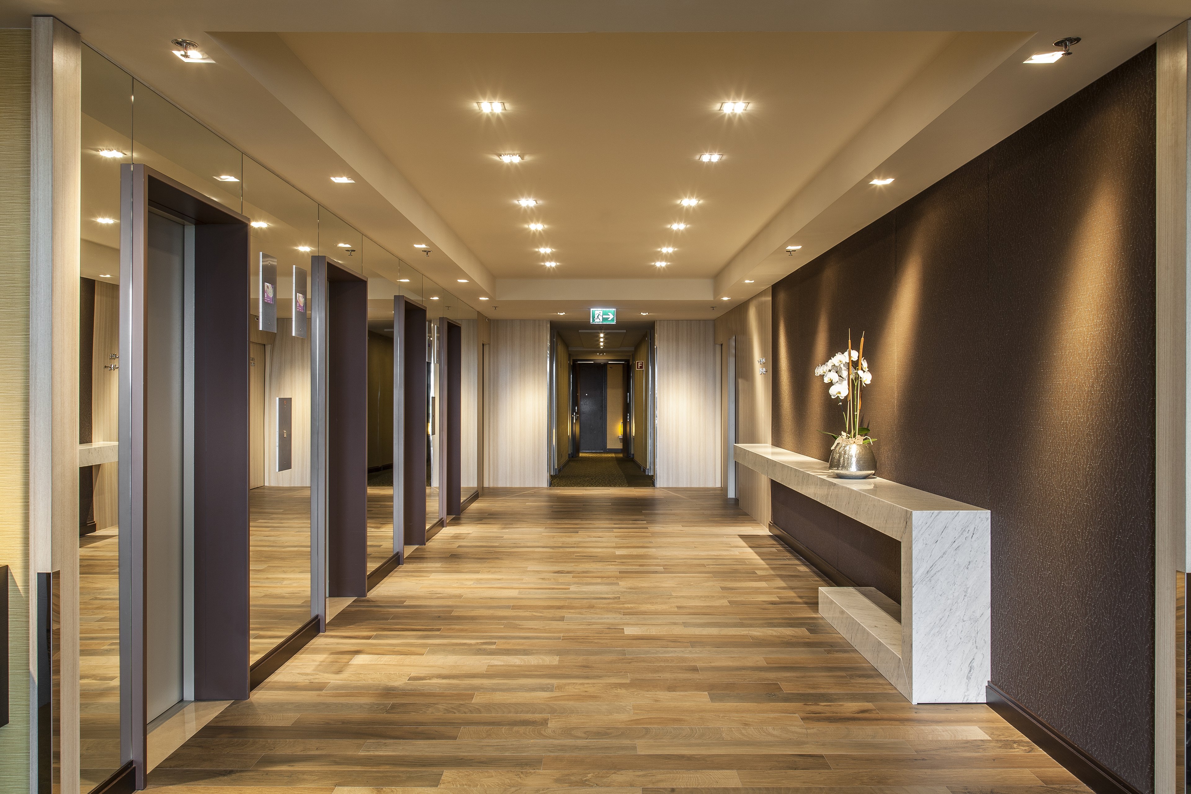 Crowne Plaza Geneva 6/82