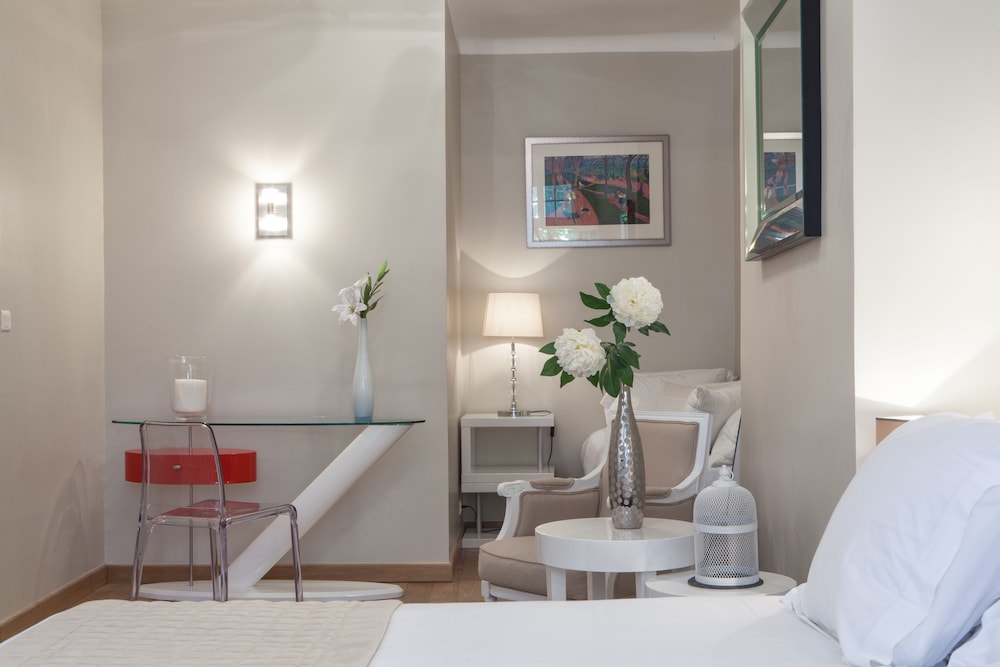 HOTEL DE FRANCE 30/38