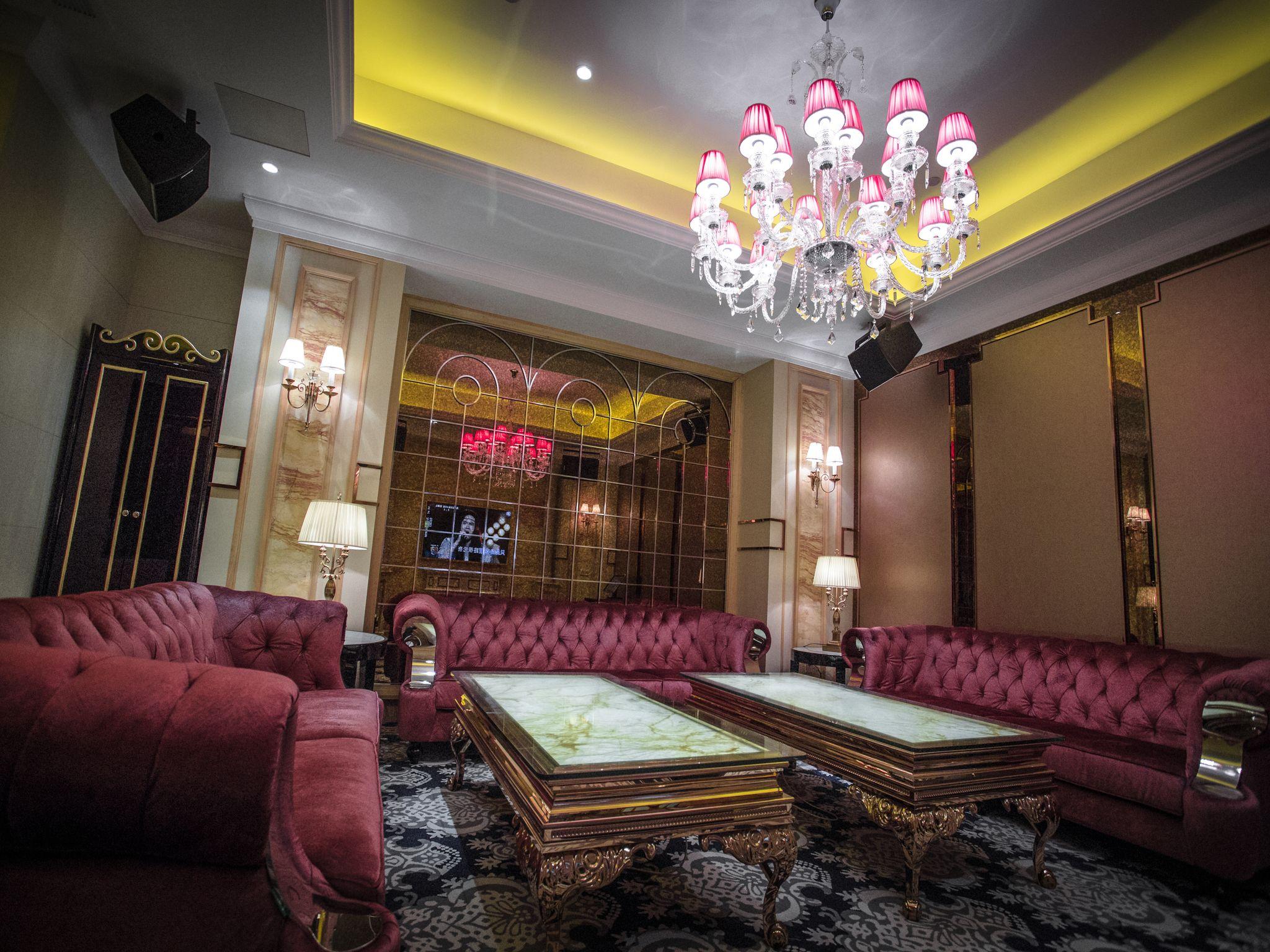 Fuyue Hotel 37/52