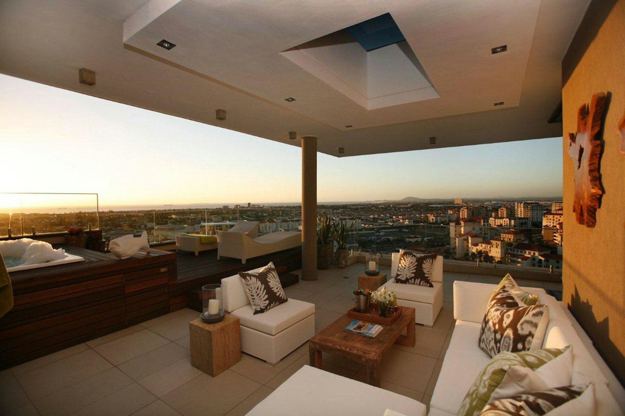 The Residences At Crystal Towers 25/46