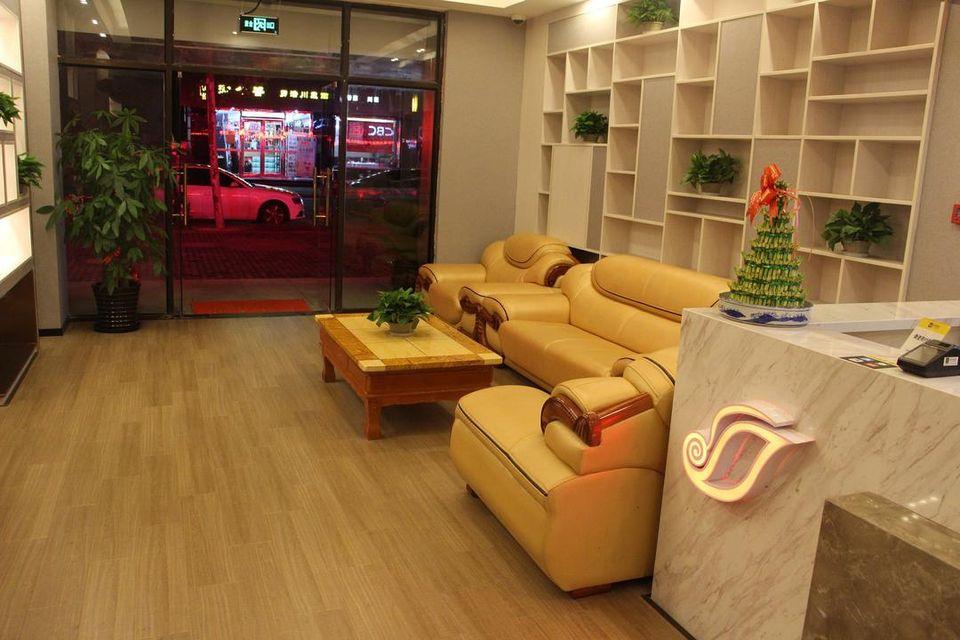 Shell Shanghai Chedun Yingshi City Yingshi Road Hotel 16/23
