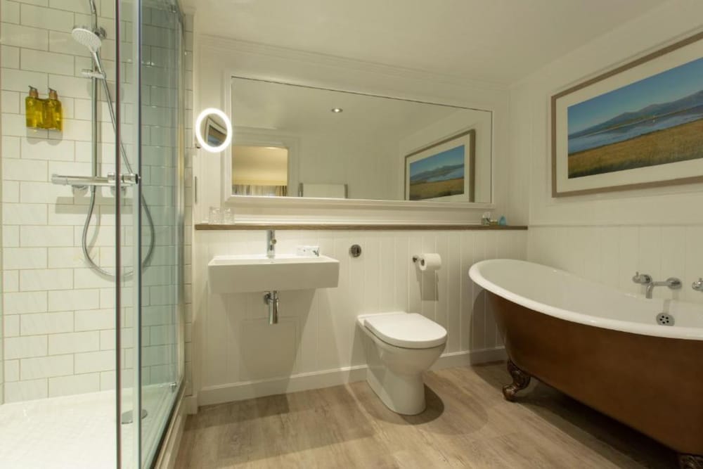 The Isle of Mull Hotel and Spa 64/66