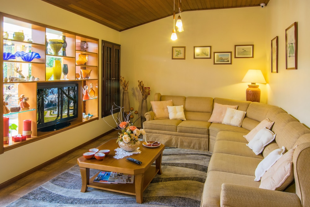 Hotel Azaleia 27/50