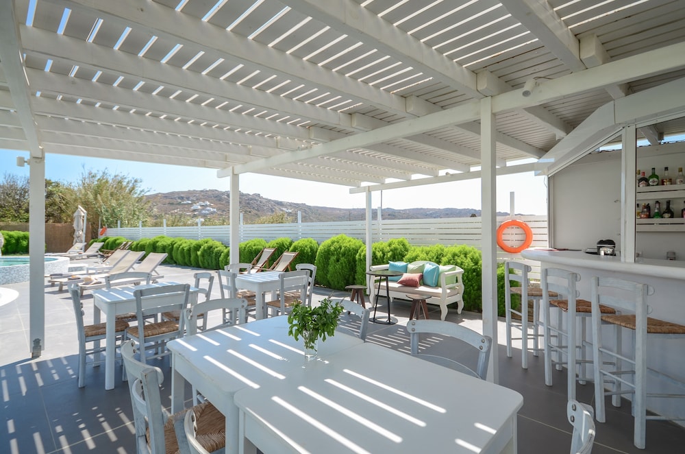 DEPIS EDEM LUXURY VILLAS 44/50