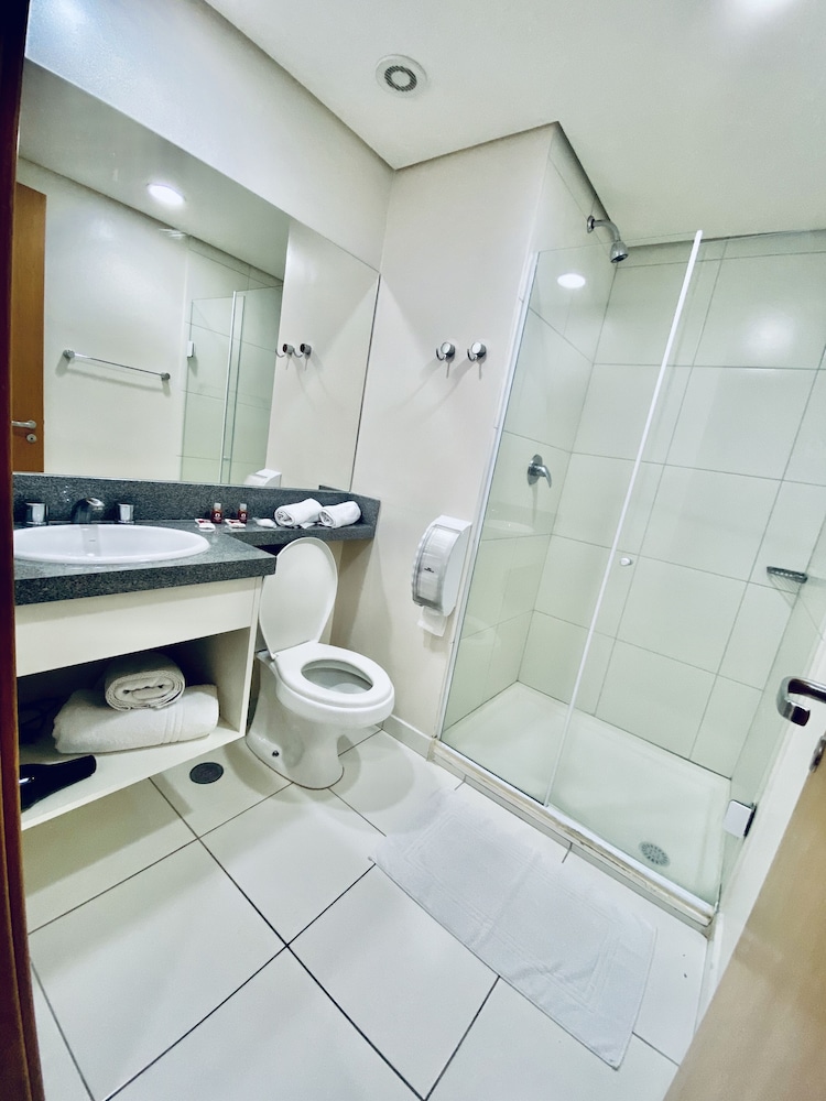 Lummina Hotel 42/42