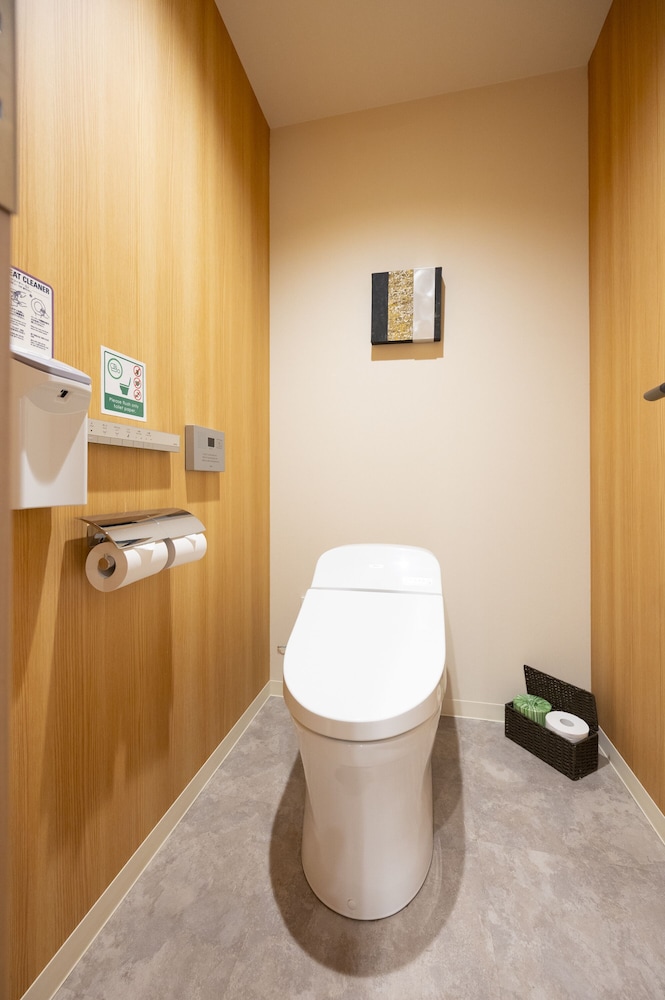 Torifito Hotel Pod Kanazawa Hyakumangoku Dori 33/37
