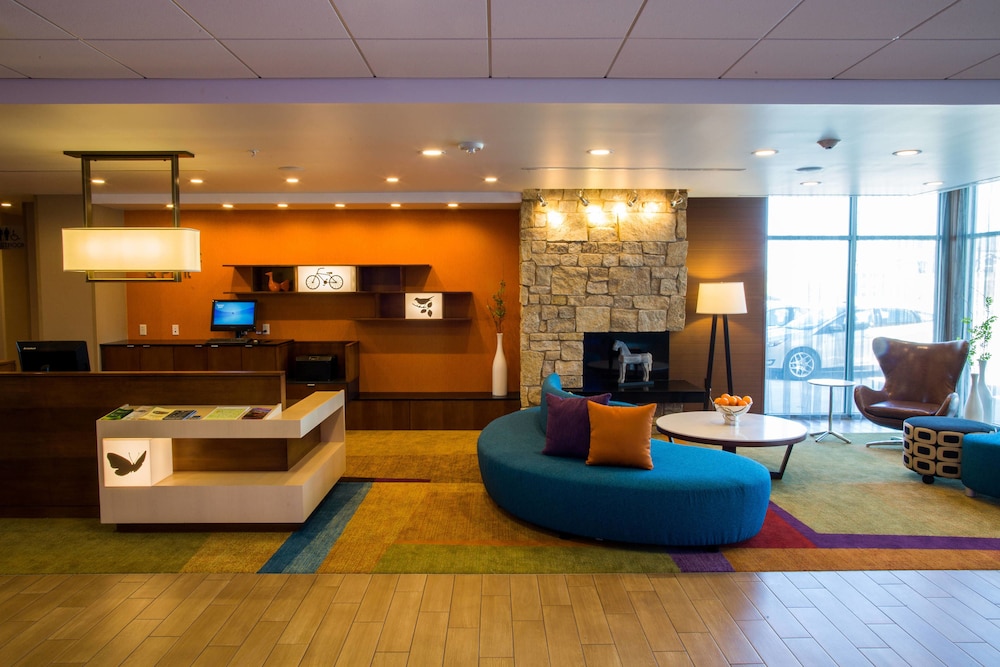 Fairfield Inn And Suites By Marriott Lincoln Southeast 11/64