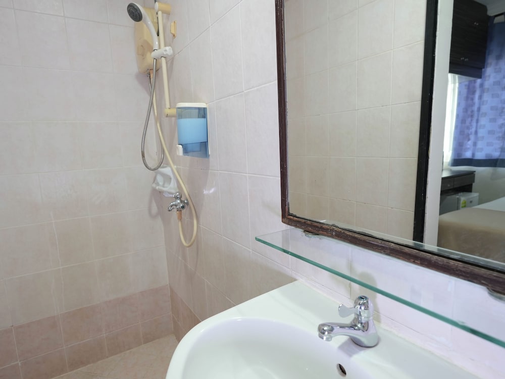Amrise Hotel 25/29