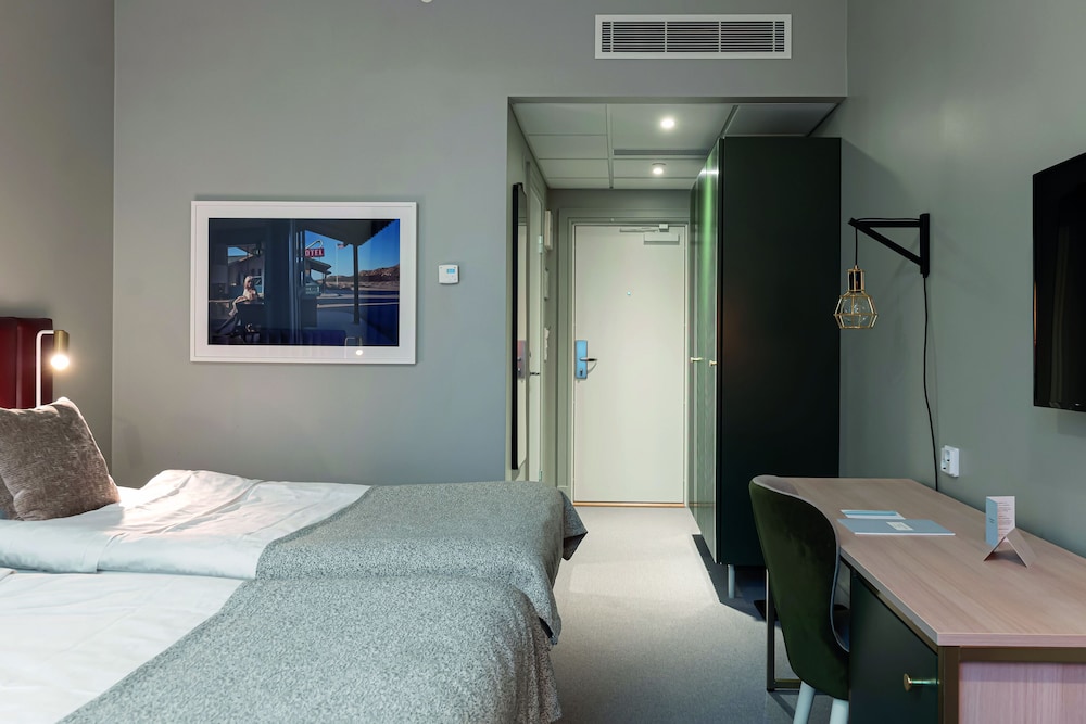 Elite Hotel Academia 25/65