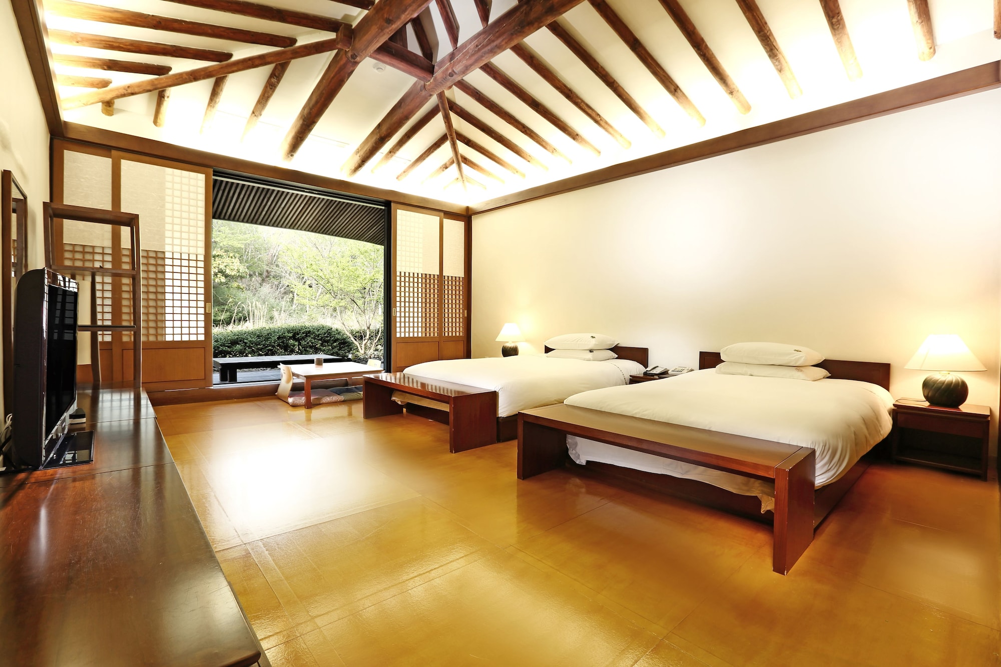 Korean, Deluxe, Twin Beds