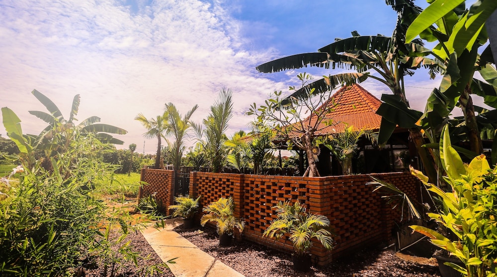 Kampung Canggu 47/50
